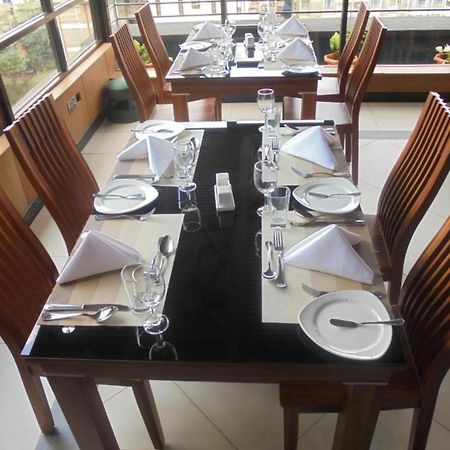 We Hotel & Suites Nairobi Kültér fotó
