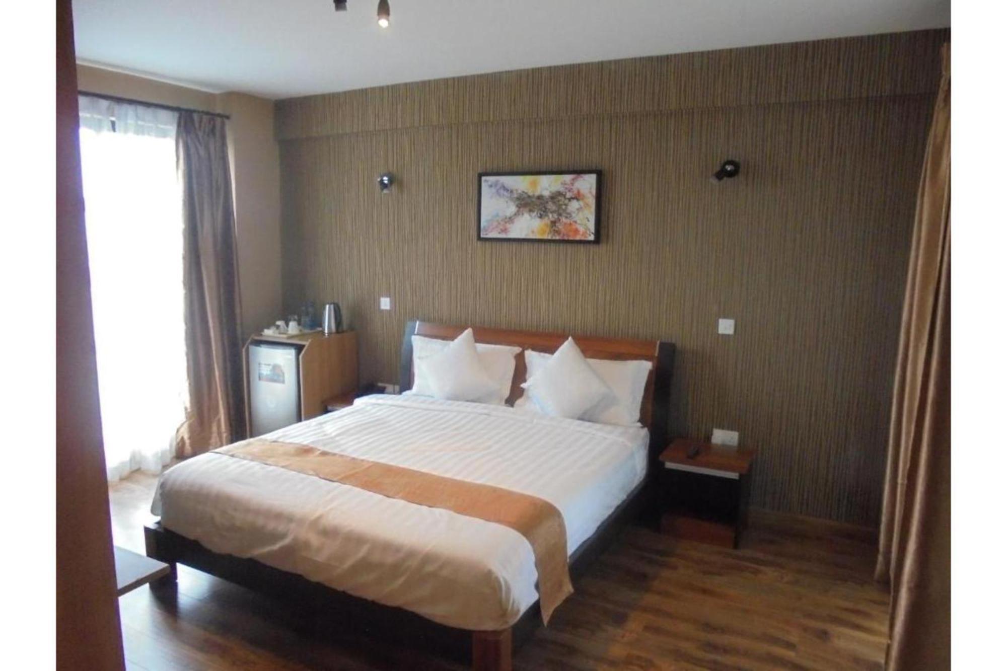 We Hotel & Suites Nairobi Kültér fotó