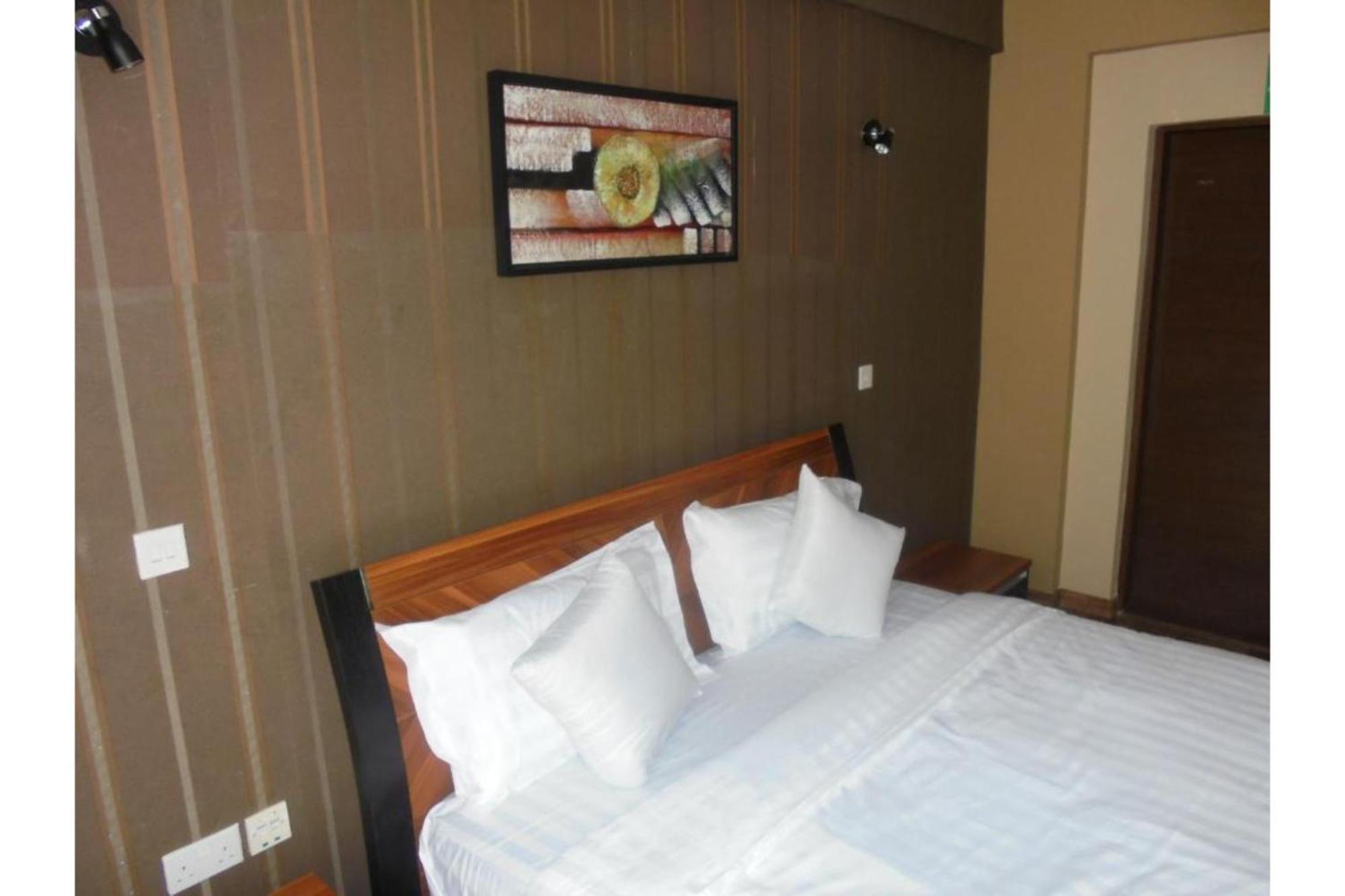 We Hotel & Suites Nairobi Kültér fotó
